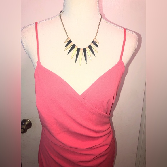 NWOT-Windsors Coral Sasha Formal High Slit Wrap Dress with V-Neckline, Size M - Picture 12 of 16